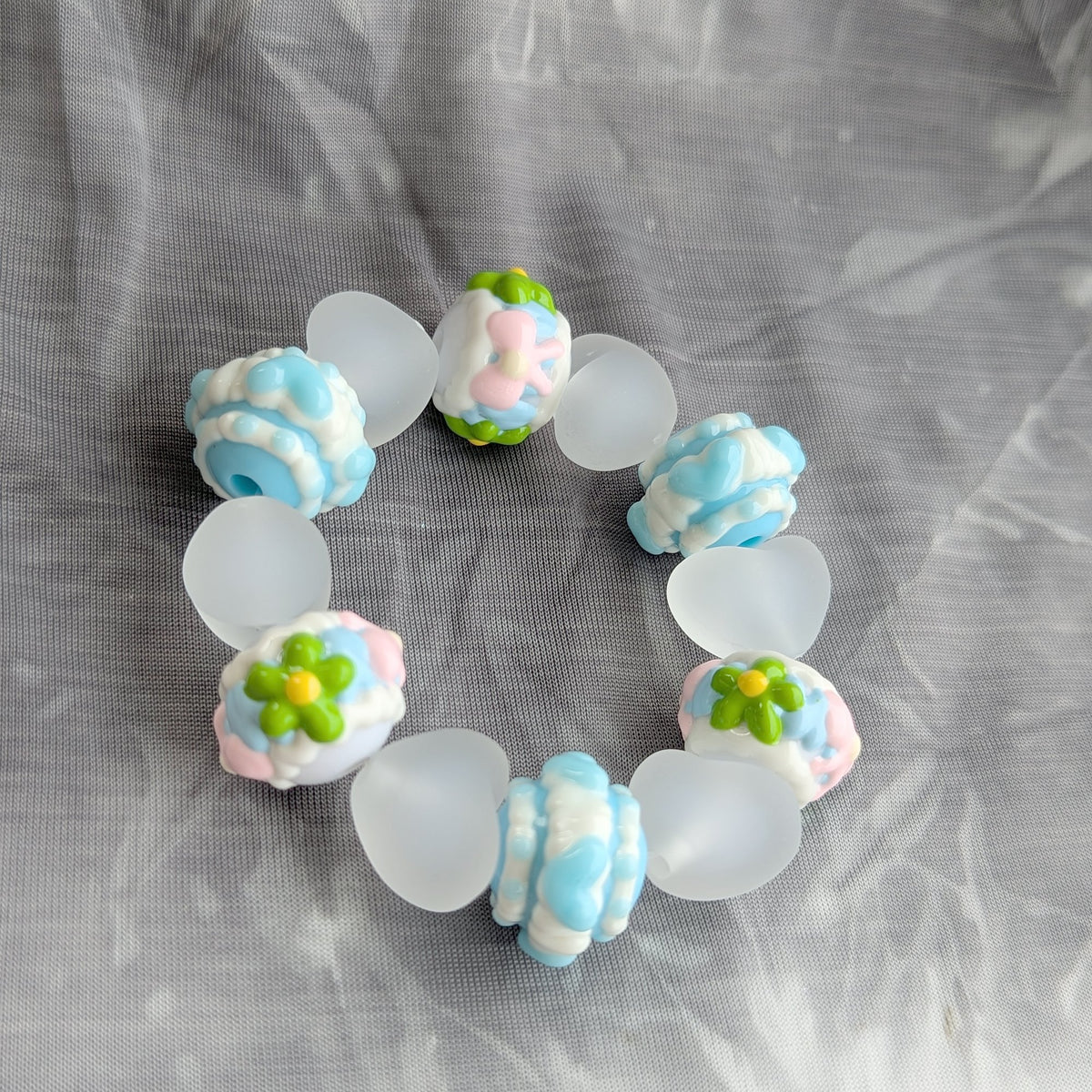 Frosted Pastel Flower Beaded Bracelet