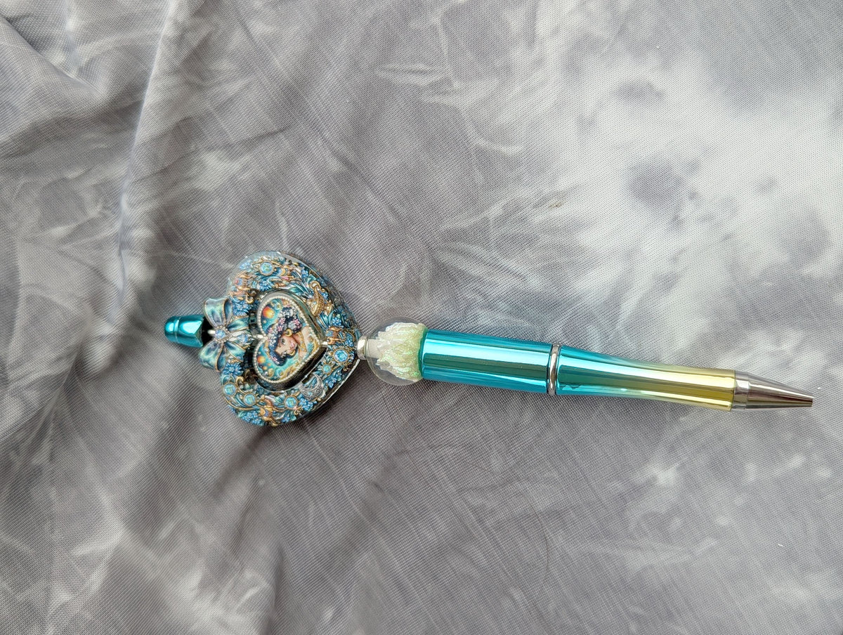 Blue Jeweled Heart Ombre Beaded Pen